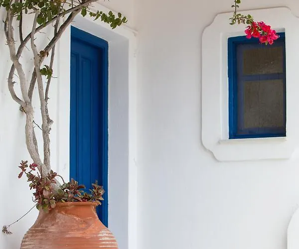 Ragoussis House Logaras