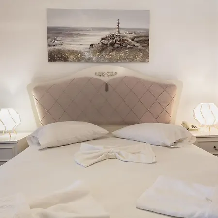 Lejlighed Ragoussis House *