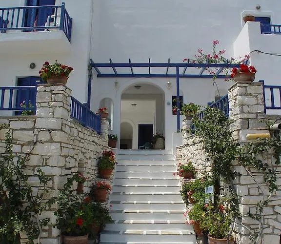 Ragoussis House Apartment Logaras