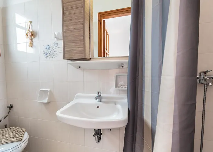 Apartment Ragoussis House Logaras