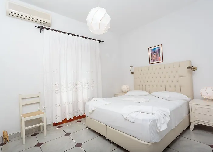 Ragoussis House Apartamento *